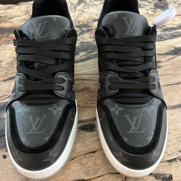 Size 7 - Louis Vuitton LV Trainer Black - 1A8PUA - Picture 10 of 10